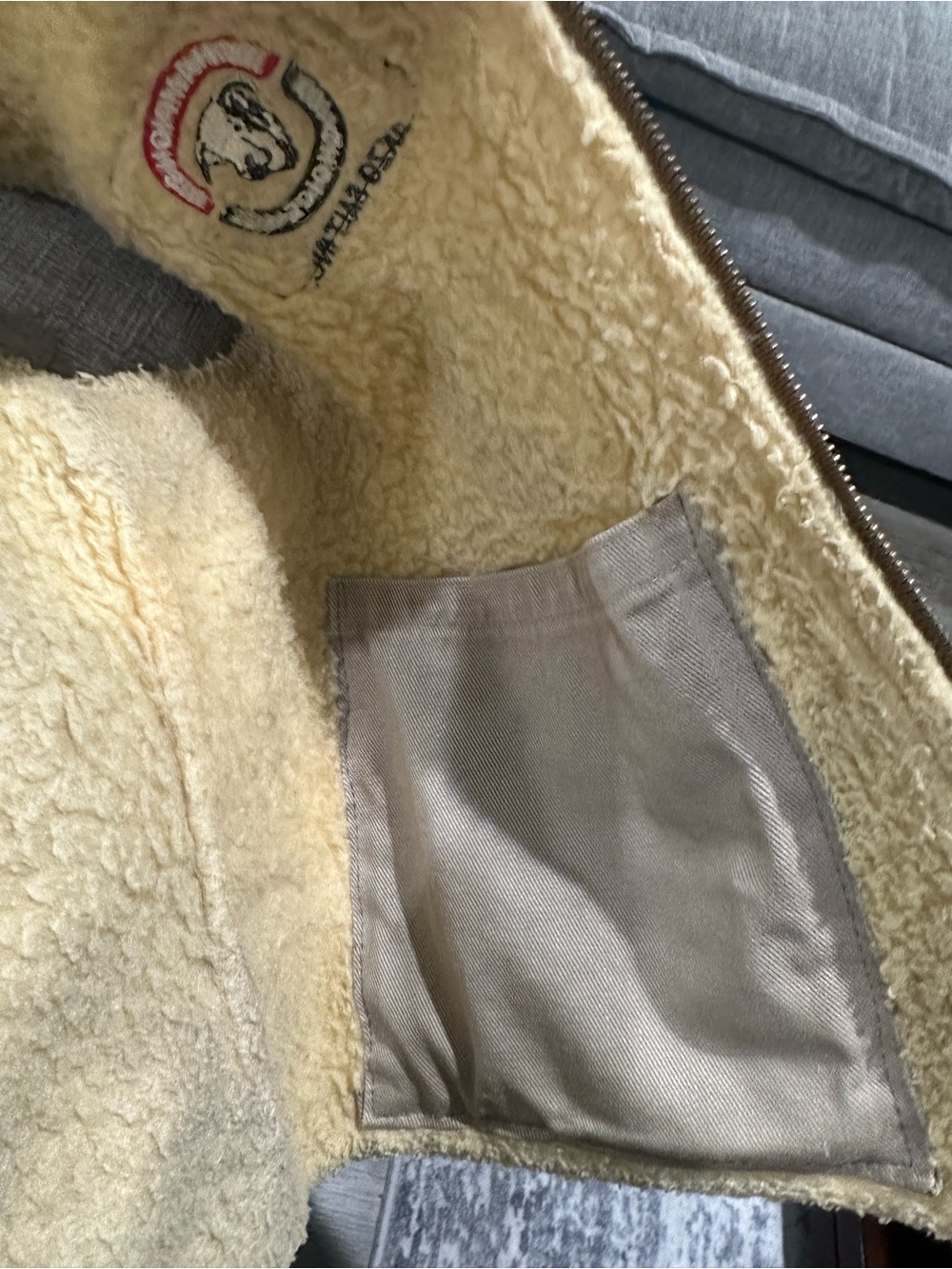VTG Carhartt Union Made USA Duck Vest Large Sherpa Lined Biker Jesus Army - Picture 13 of 15
